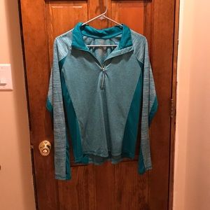 Workout sweatshirt